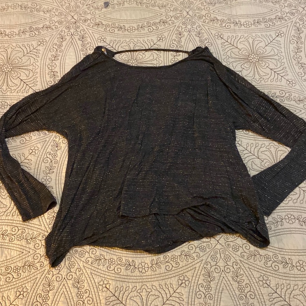 Day trip size Medium long sleeve grey sparkly top